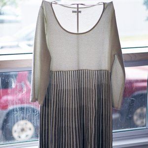 Calvin Klein Size XL silver and white knit dress